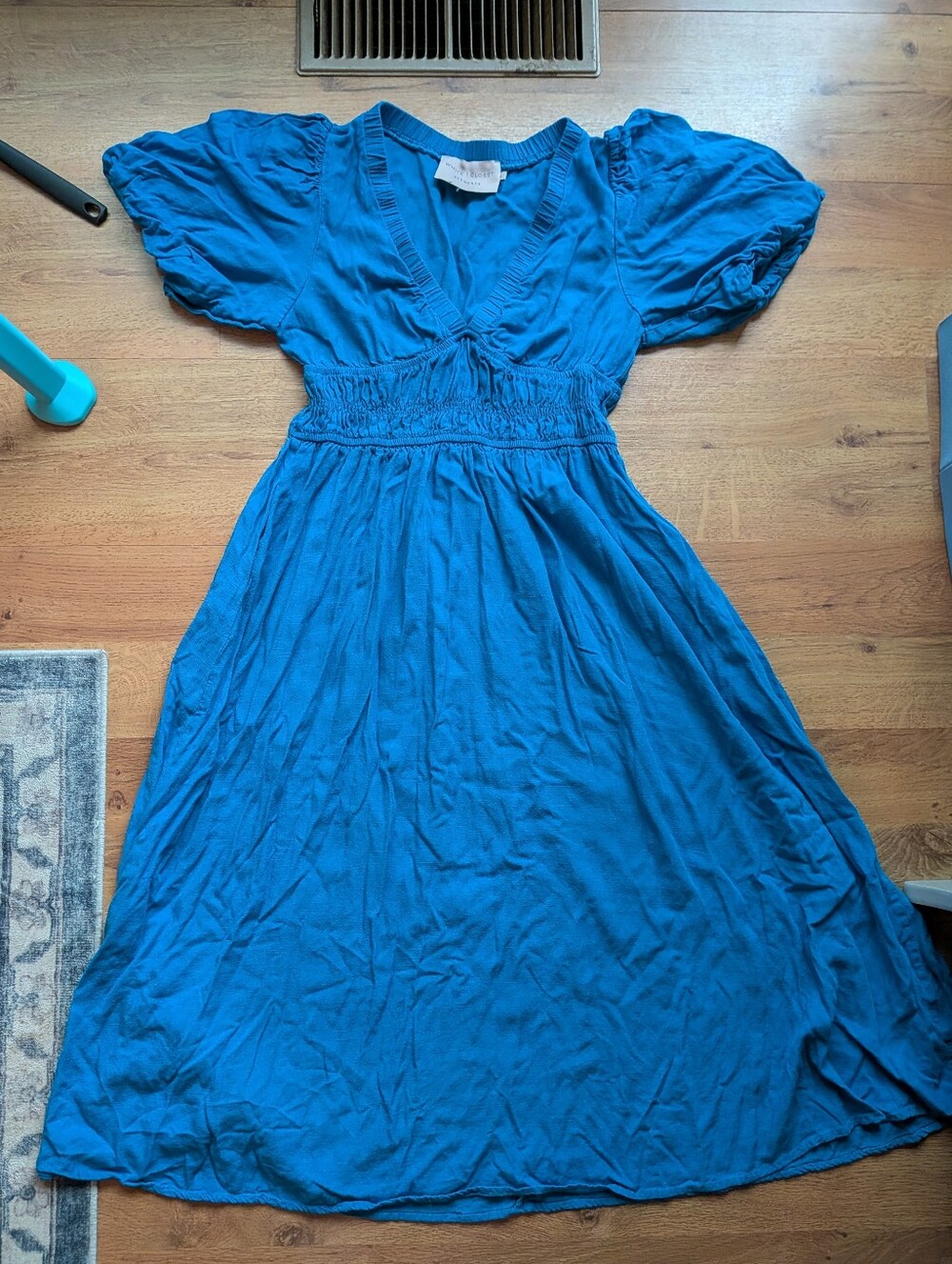 Women's Teal Blue V-Neck Smocked Midi Dress